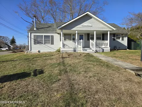 11 Cedar Ter, Neptune City, NJ 07753