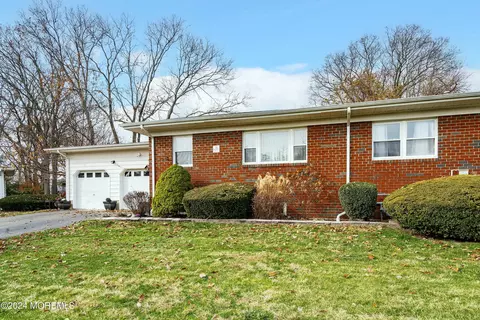 16 Court M # C, Brick, NJ 08724