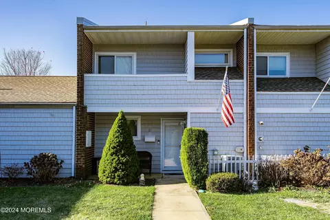 61 Maple Dr, Spring Lake Heights, NJ 07762