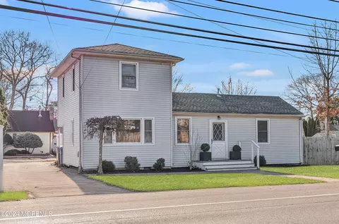 491 Mantoloking Rd, Brick, NJ 08723