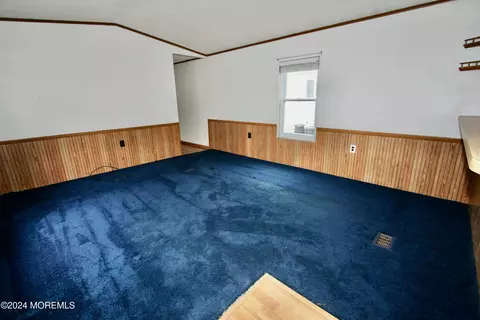 Living - 7 Ferdinand Ln, Howell, NJ 07731 photo 3 of 3