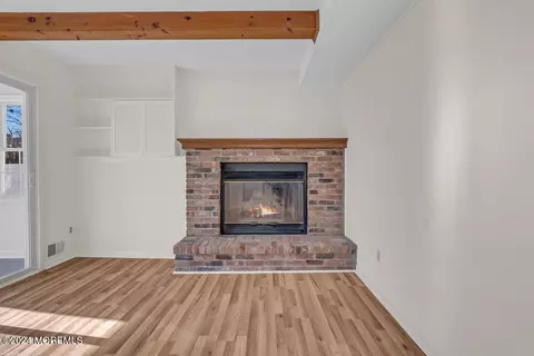 Living - 893 Gregory Dr, Brick, NJ 08723 photo 6 of 7