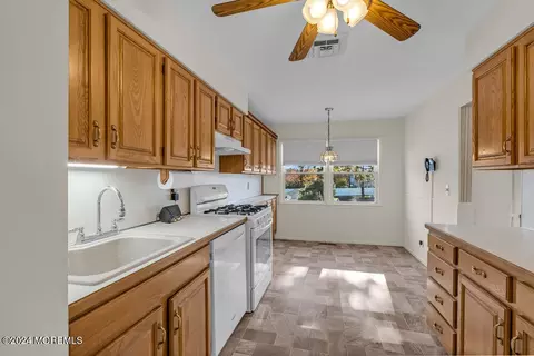 Kitchen - 893 Gregory Dr, Brick, NJ 08723 photo 2 of 4