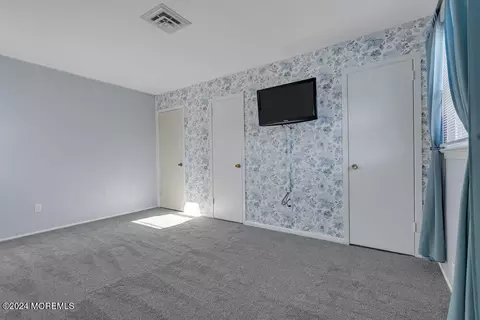 Bedroom - 893 Gregory Dr, Brick, NJ 08723 photo 2 of 5
