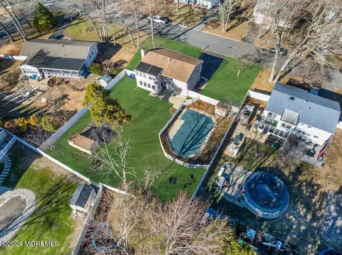 View/Area - 893 Gregory Dr, Brick, NJ 08723 photo 6 of 10