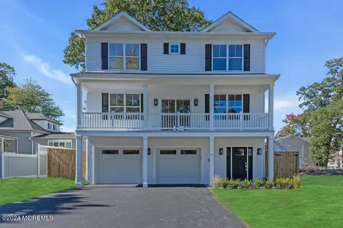 213 Atlantic Ave, Middletown, NJ 07748