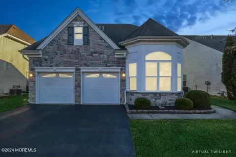 26 Quincy Ter, Barnegat, NJ 08005