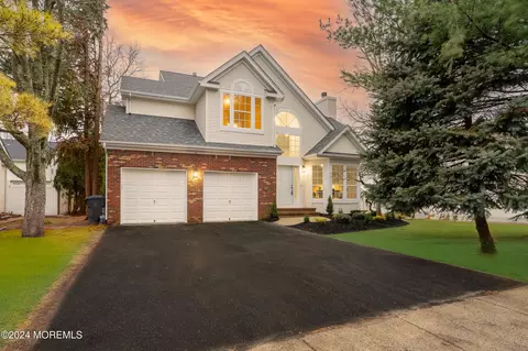 241 Sunrise St, Brick, NJ 08724