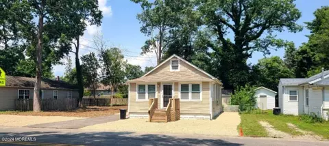 17 W Arverne Ave, Ocean Gate, NJ 08740