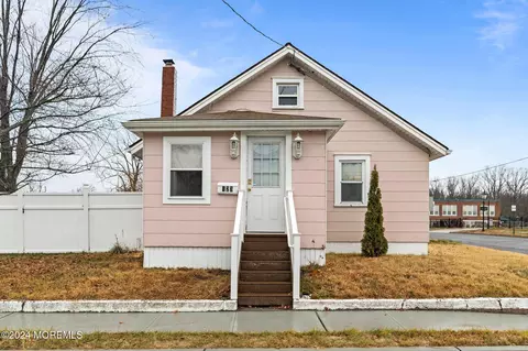 123 Jane St, Pemberton, NJ 08068