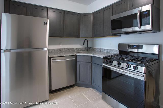 56 Diane Dr, Tinton Falls, NJ 07753