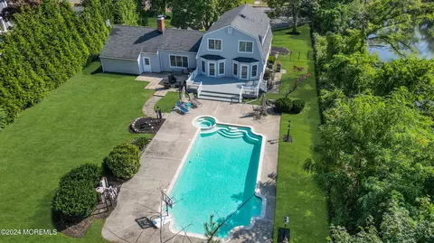 7 S Belle Dr, West Long Branch, NJ 07764