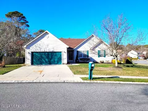 48 Stonegate Dr, Little Egg Harbor, NJ 08087
