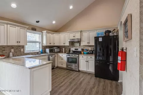 Kitchen - 294 Emerald Dr, Brick, NJ 08723 photo 3 of 3