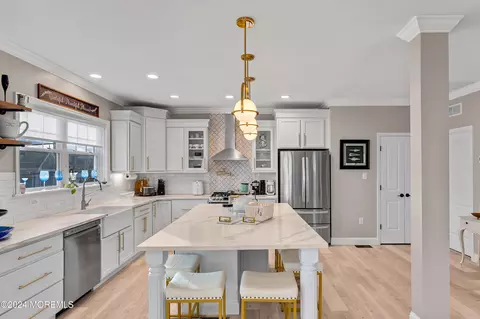 108 Tarpon Dr, Seaside Heights, NJ 08751