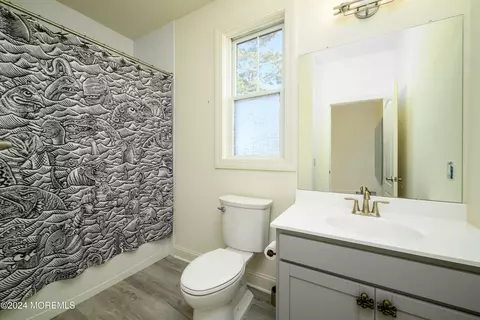 Bath - 103 Atlantic Ave, Waretown, NJ 08758 photo 2 of 2