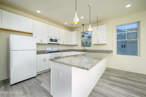 Kitchen - 103 Atlantic Ave, Waretown, NJ 08758 photo 1 of 3