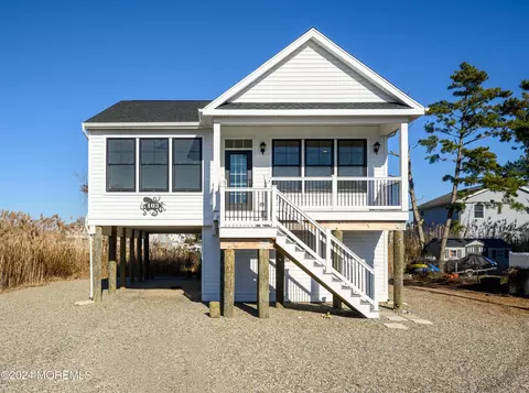 103 Atlantic Ave, Waretown, NJ 08758