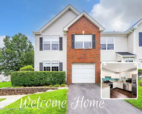 11 Hampton Pl #6, East Brunswick, NJ 08816