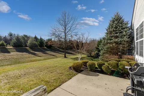 Exterior - 18 Brattleboro Rd, Jackson, NJ 08527 photo 7 of 7