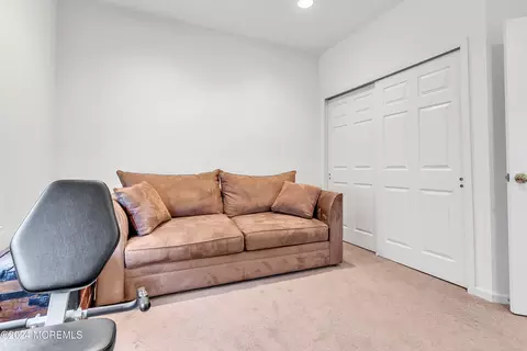 Bedroom - 18 Brattleboro Rd, Jackson, NJ 08527 photo 6 of 6