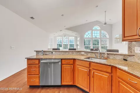 Kitchen - 18 Brattleboro Rd, Jackson, NJ 08527 photo 3 of 3