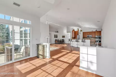 Entry Way - 18 Brattleboro Rd, Jackson, NJ 08527 photo 3 of 3