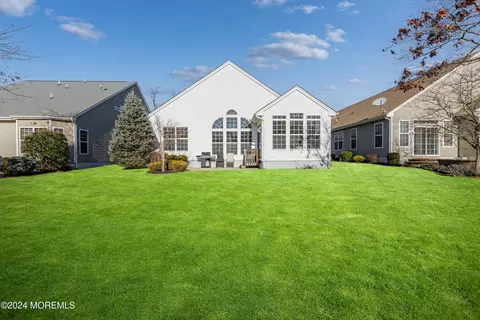Exterior - 18 Brattleboro Rd, Jackson, NJ 08527 photo 5 of 7