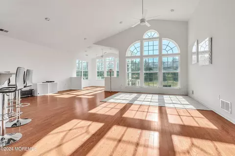 Living - 18 Brattleboro Rd, Jackson, NJ 08527 photo 4 of 4