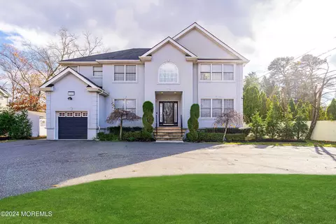 172 New Egypt Rd, Lakewood, NJ 08701