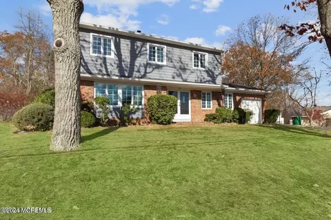 4 Lexington Rd, Howell, NJ 07731