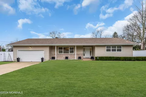 220 Belmar Ave, Oakhurst, NJ 07755