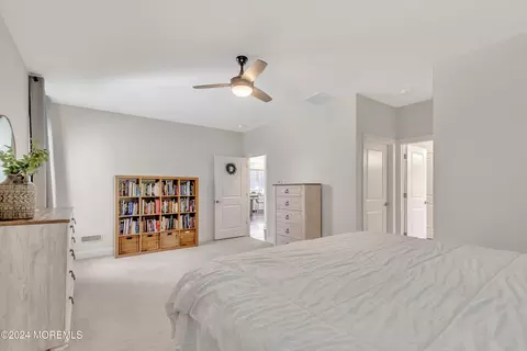 Bedroom - 48 Woodside Ln, Whiting, NJ 08759 photo 2 of 4