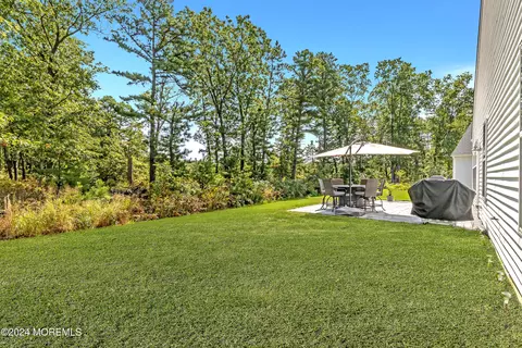 Exterior - 48 Woodside Ln, Whiting, NJ 08759 photo 2 of 6