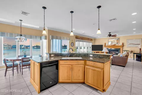 Kitchen - 716 Fairview Ln, Forked River, NJ 08731 photo 3 of 8