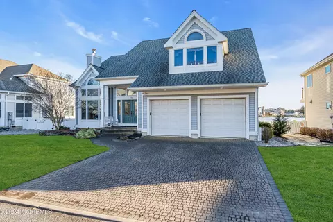 Exterior - 716 Fairview Ln, Forked River, NJ 08731 photo 13 of 17