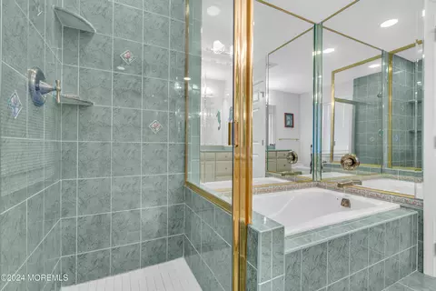 Bath - 716 Fairview Ln, Forked River, NJ 08731 photo 5 of 5