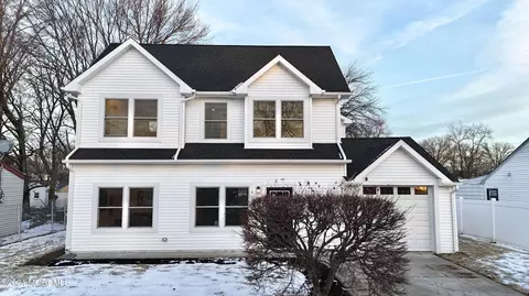 15 Miko Rd, Edison, NJ 08817