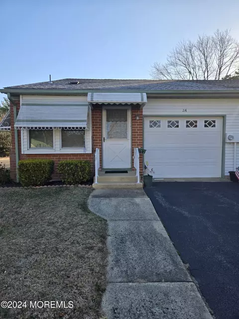 2 Portsmouth St # A, Whiting, NJ 08759