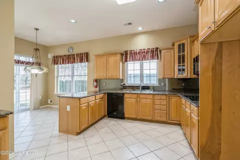 Kitchen - 3 Strathmere St, Waretown, NJ 08758 photo 2 of 3