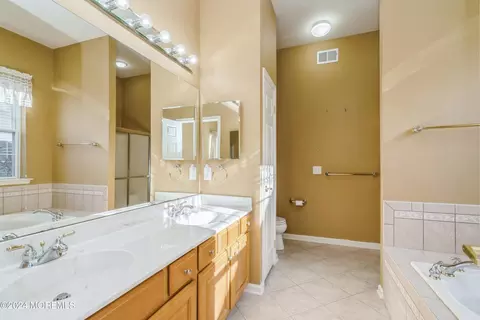 Bath - 3 Strathmere St, Waretown, NJ 08758 photo 1 of 2