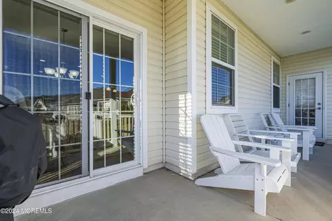 Exterior - 46 Ship Bottom Ln, Waretown, NJ 08758 photo 3 of 7