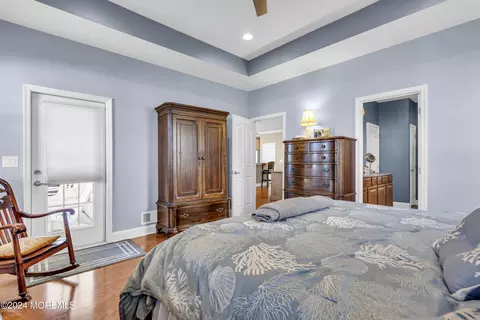 Bedroom - 46 Ship Bottom Ln, Waretown, NJ 08758 photo 2 of 3