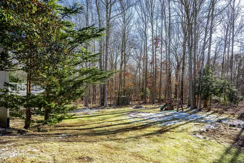 Exterior - 9 Nancy Ct, Jackson, NJ 08527 photo 4 of 5
