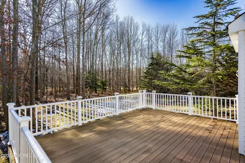 Exterior - 9 Nancy Ct, Jackson, NJ 08527 photo 2 of 5