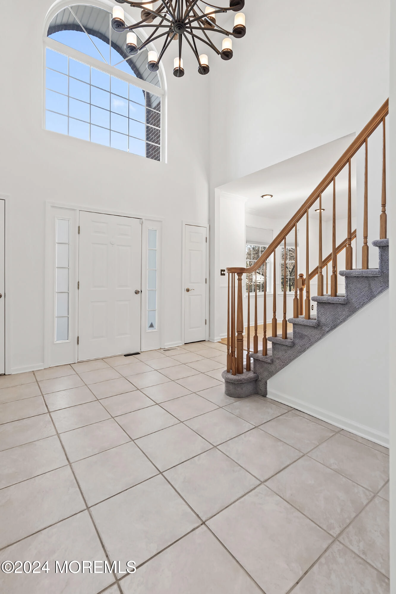 Entry Way - 9 Nancy Ct, Jackson, NJ 08527 photo 3 of 6