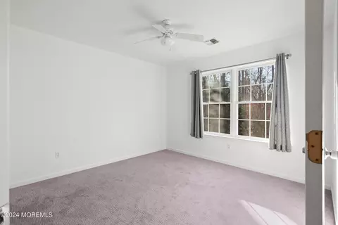 Bedroom - 9 Nancy Ct, Jackson, NJ 08527 photo 2 of 5