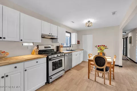 Kitchen - 5 Beam Ave, Jackson, NJ 08527 photo 1 of 1