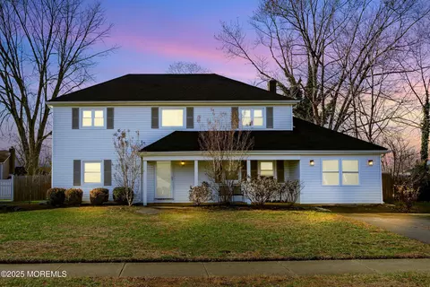 29 Fox Dr, Jackson, NJ 08527
