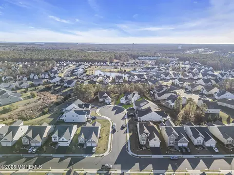 7 Farnham Ct, Forked River, NJ 08731 photo 3